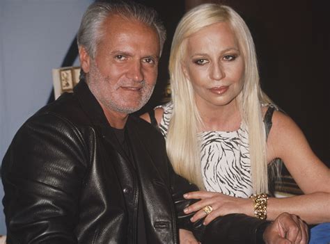 alessandro versace related to gianni|gianni versace and donatella.